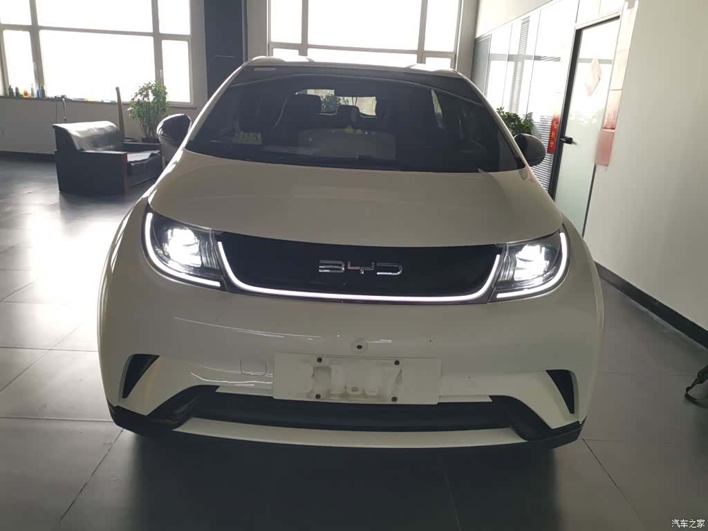 BYD Dolphin, 2023 3