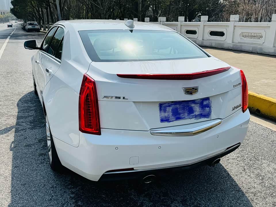 Cadillac ATS-L