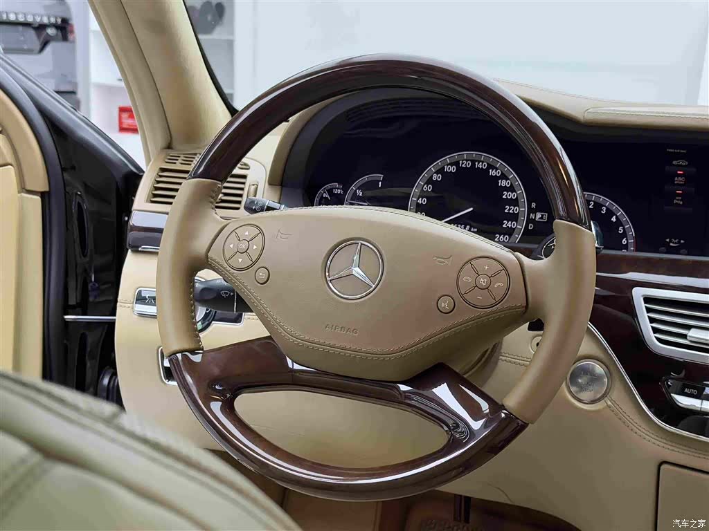 Mercedes-Benz S-Class, 2012 13