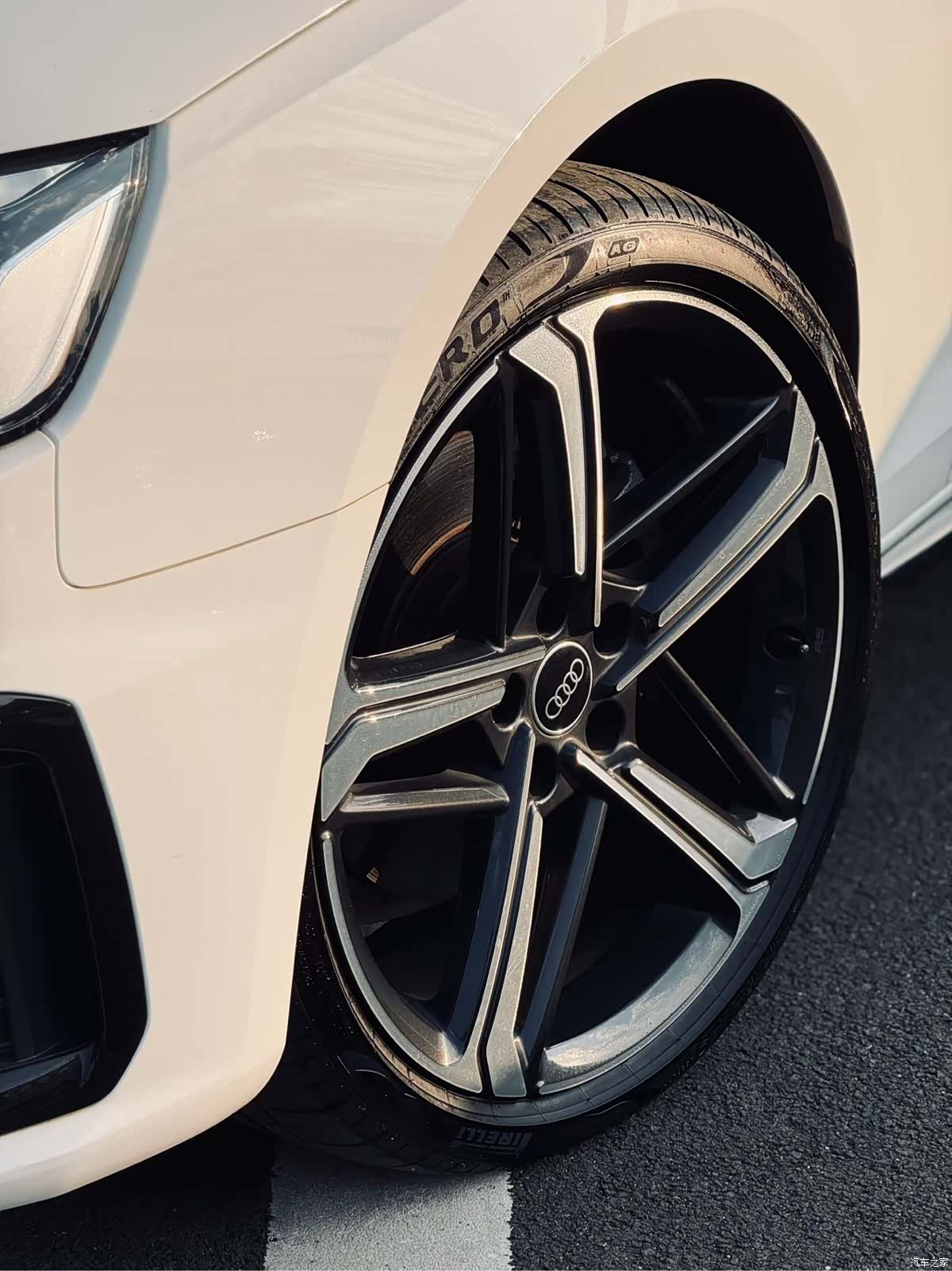 Audi A4L, 2024 15