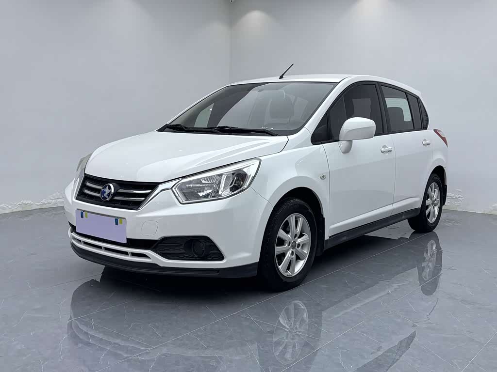 Venucia R50