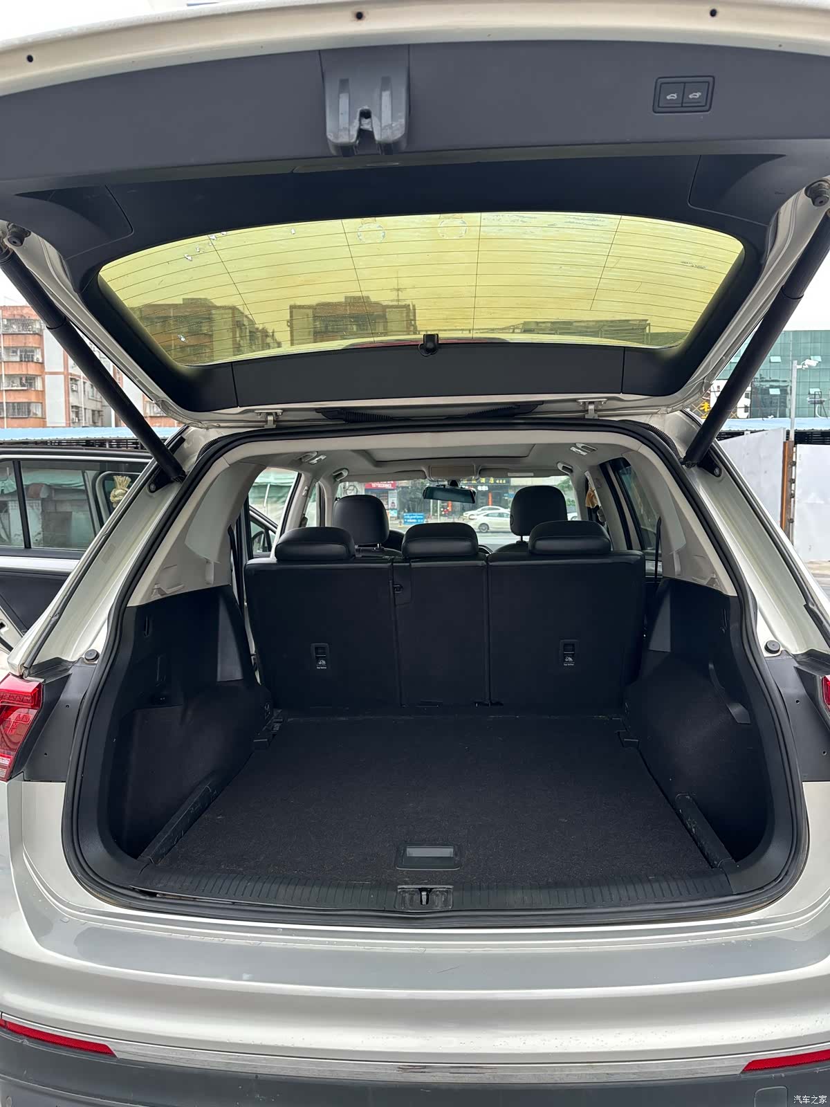 Volkswagen Tiguan L, 2017 12