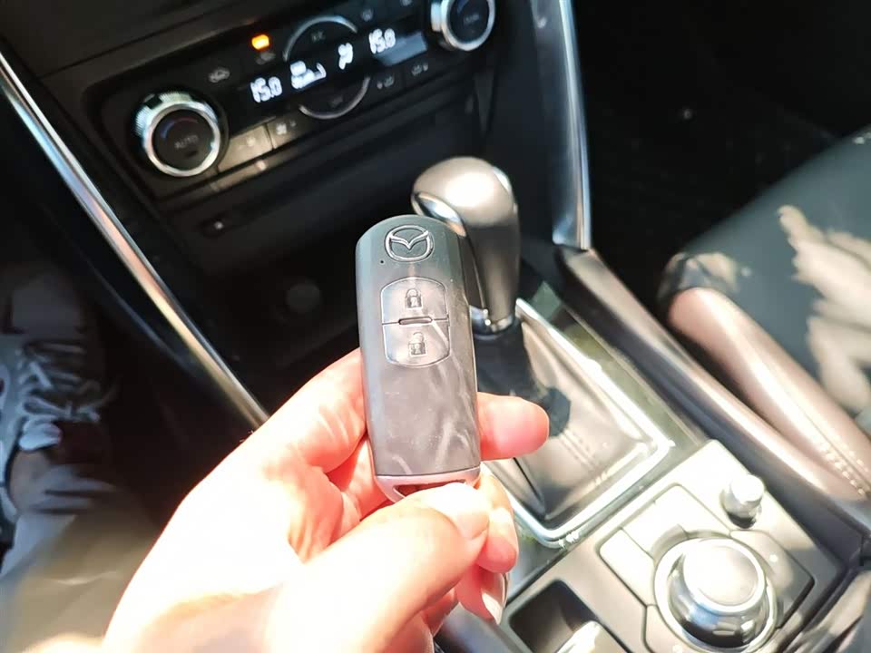 Mazda CX-4