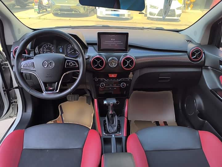 BAIC Senova X25 2017 1.5L АКПП jing ying dao hang ban
