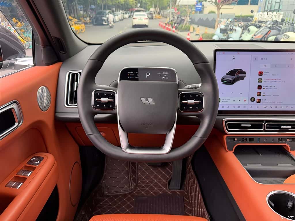 Li Auto L7, 2024 13