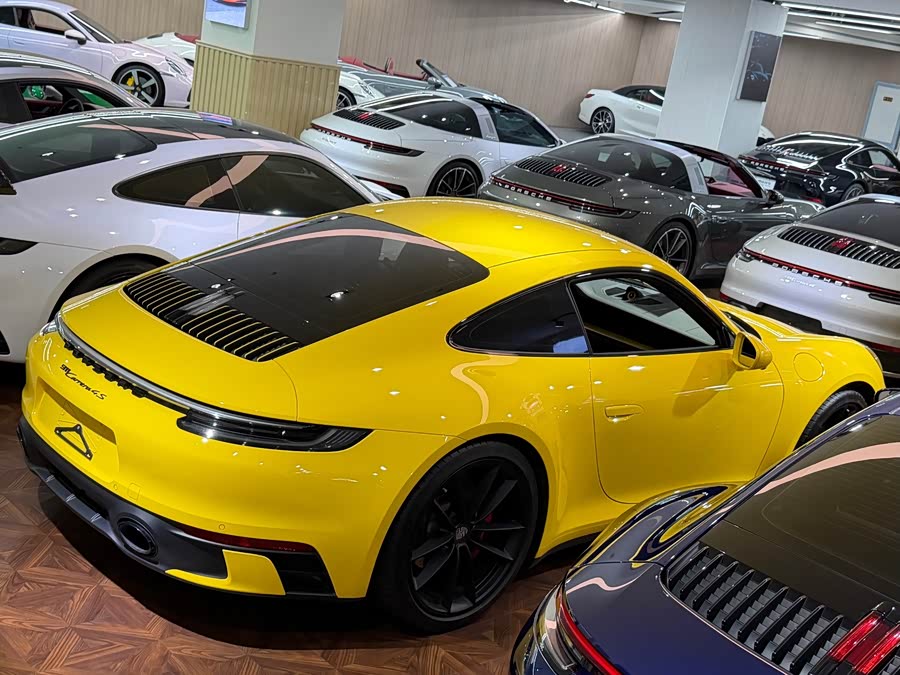 Porsche 911 2025, фото 15