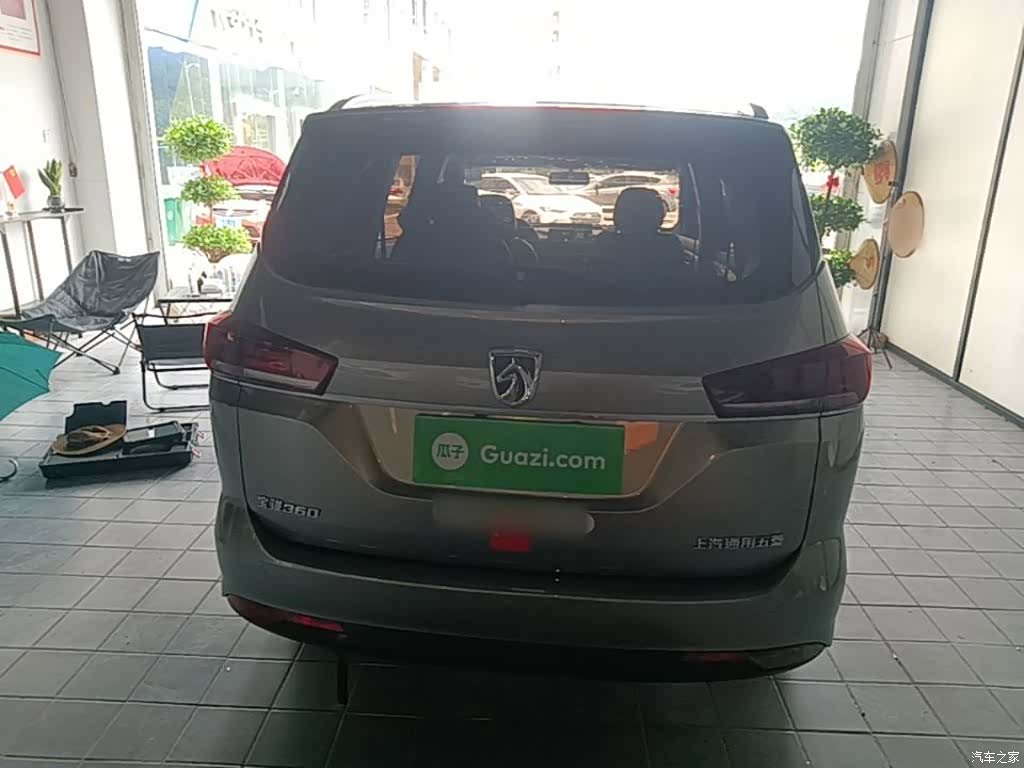 Wuling 360, 2018 6