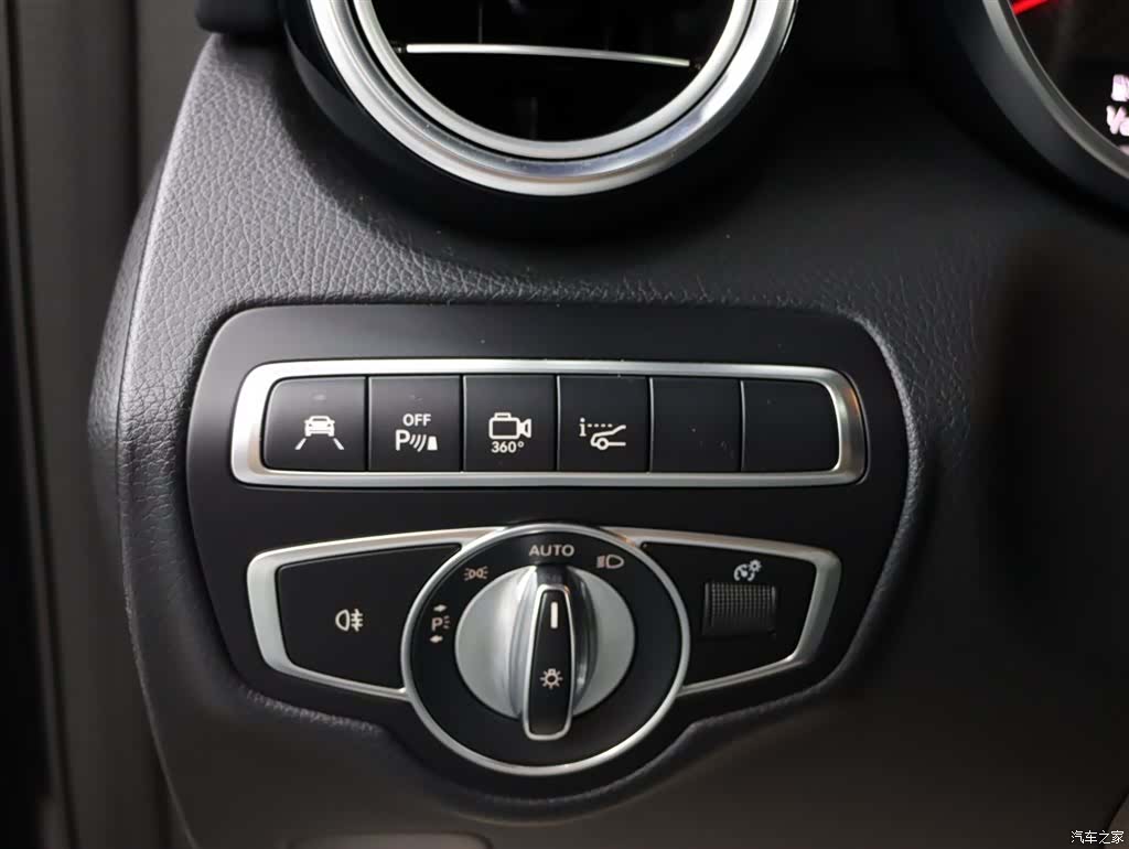 Mercedes-Benz GLC, 2019 15