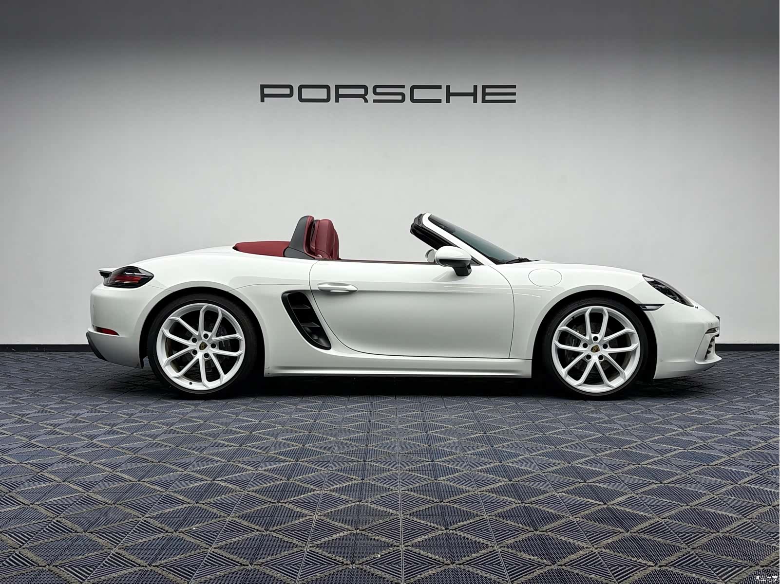 Porsche Boxster, 2024 15