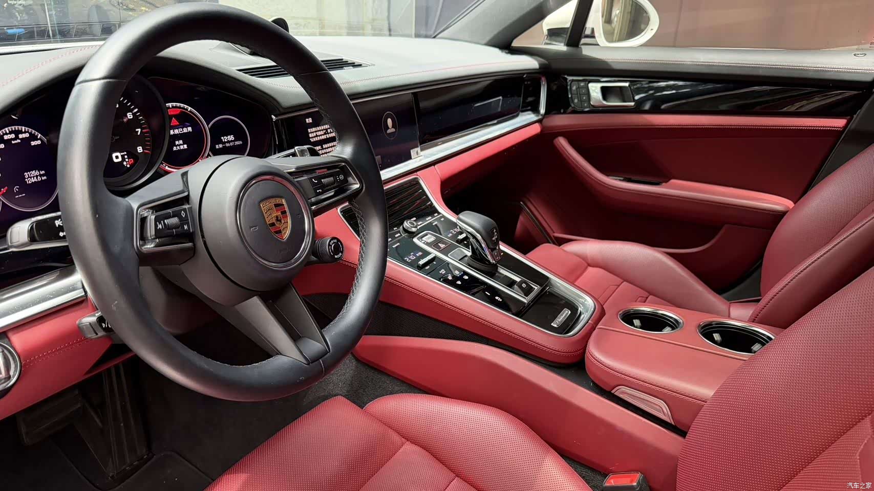 Porsche Panamera, 2024 6