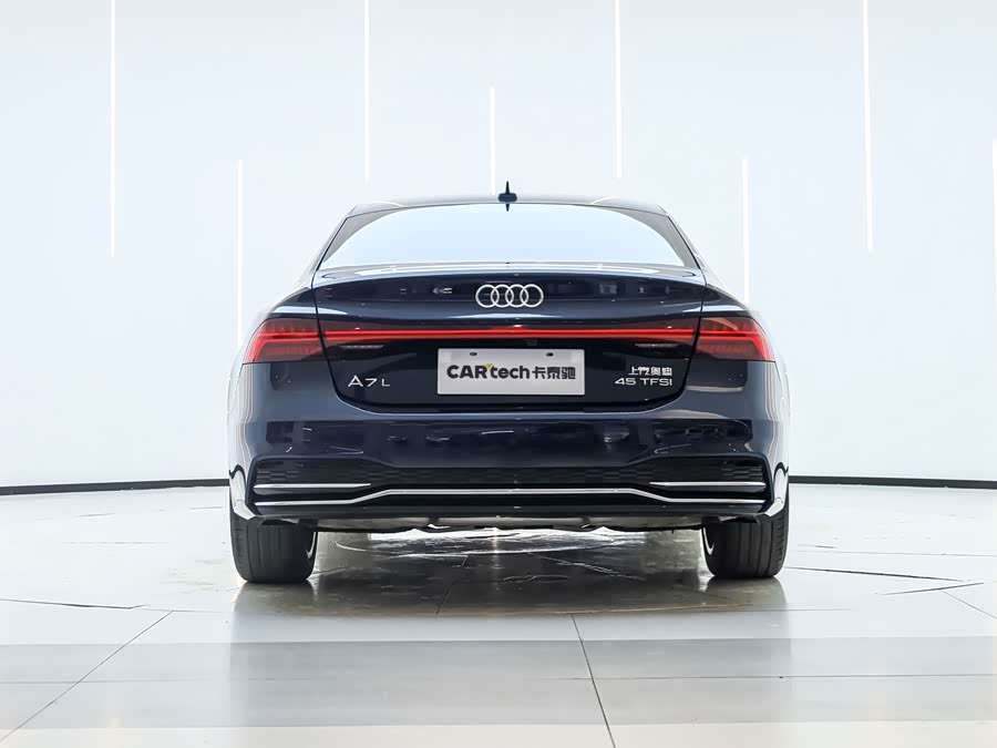 Audi A7L 2024, фото 8