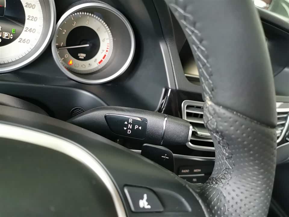 Mercedes-Benz E-class Mercedes-Benz E-class