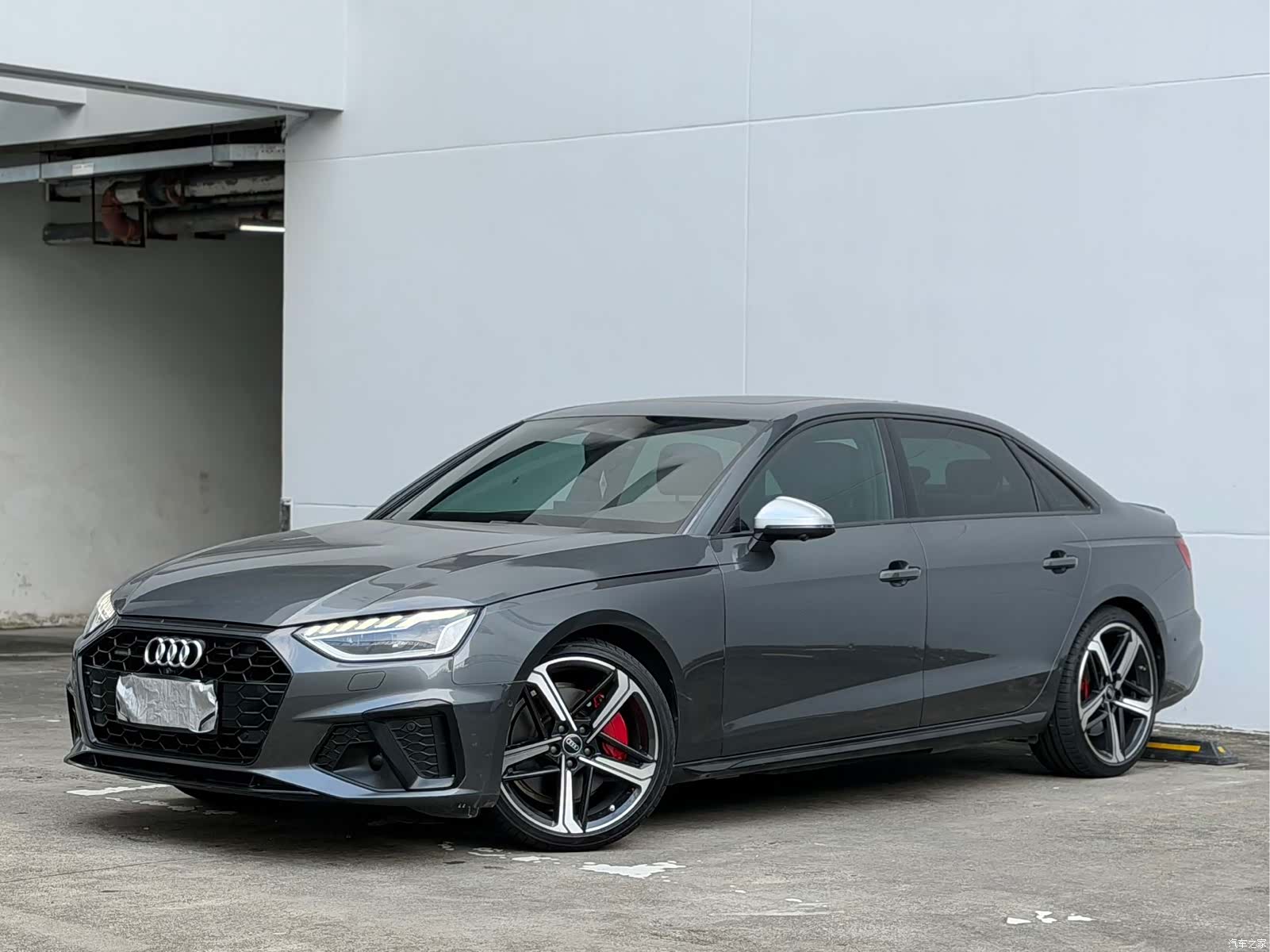 Audi A4L, 2022 1