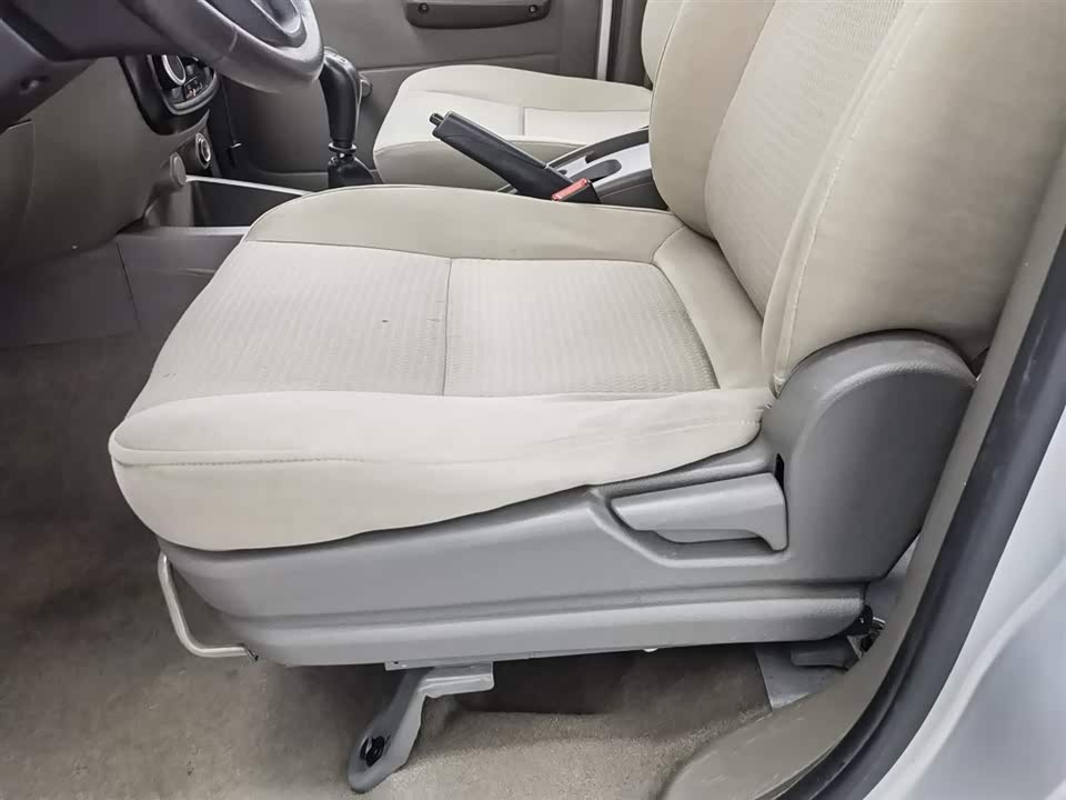 Wuling Wuling Rongguang V