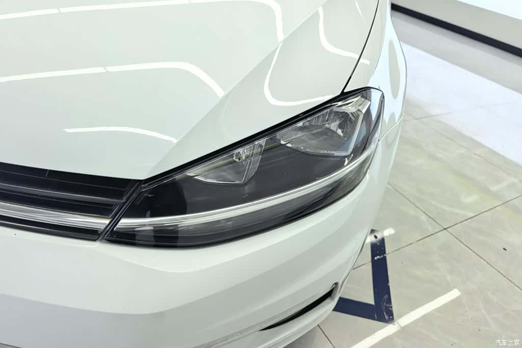Volkswagen Golf, 2018 все фото