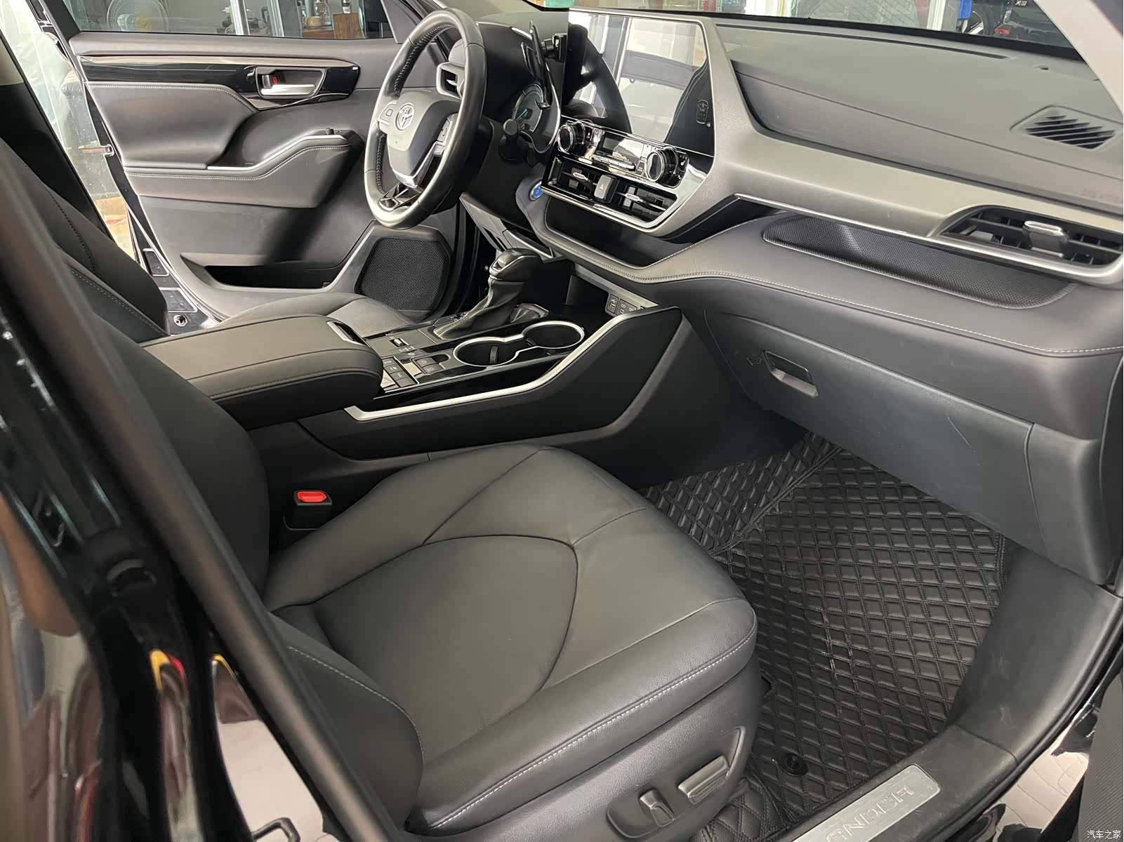 Toyota Highlander, 2022 12