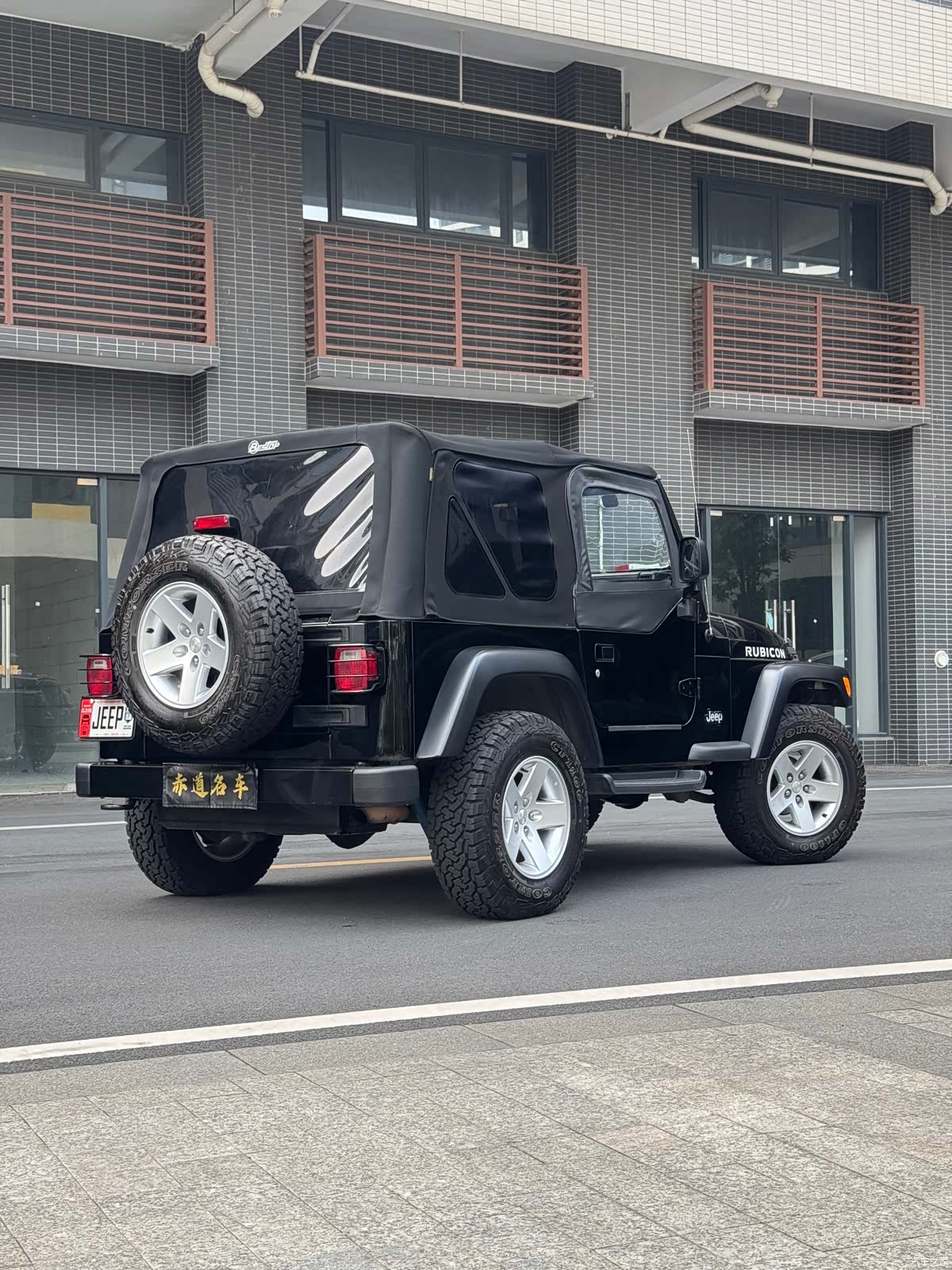 Jeep Wrangler, 2004 8
