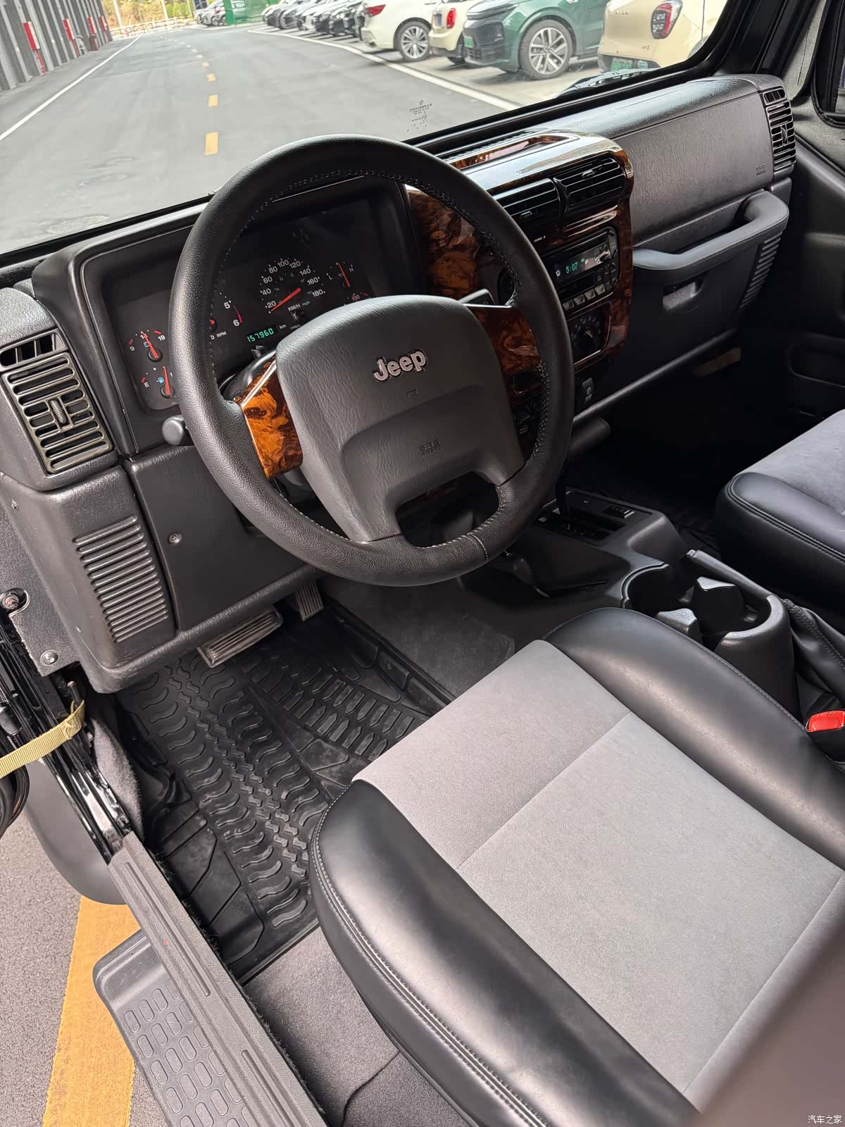 Jeep Wrangler, 2004 14