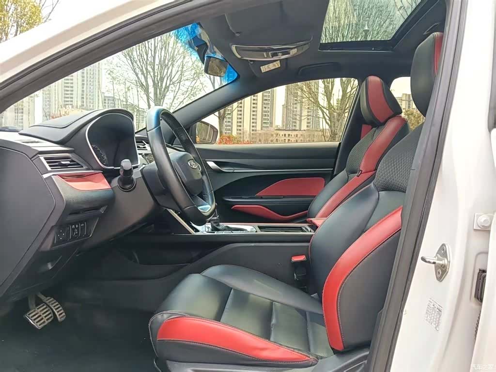 Geely Binray, 2021 4