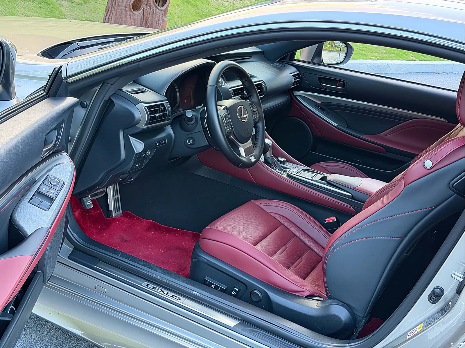 Lexus RC, 2017 11
