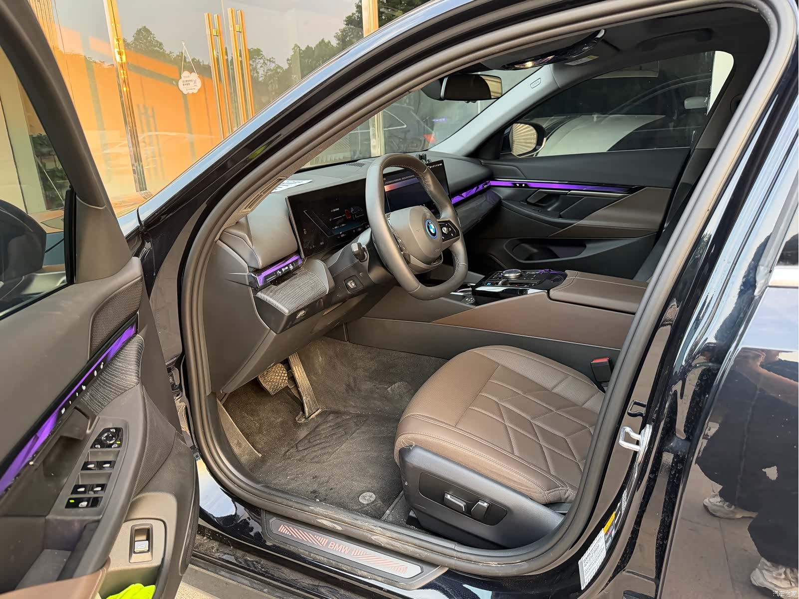 BMW i5, 2025 4