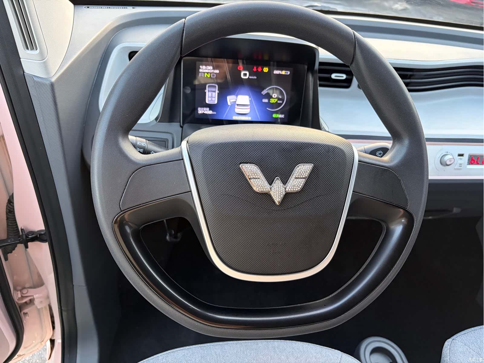 Wuling MINIEV, 2022 17