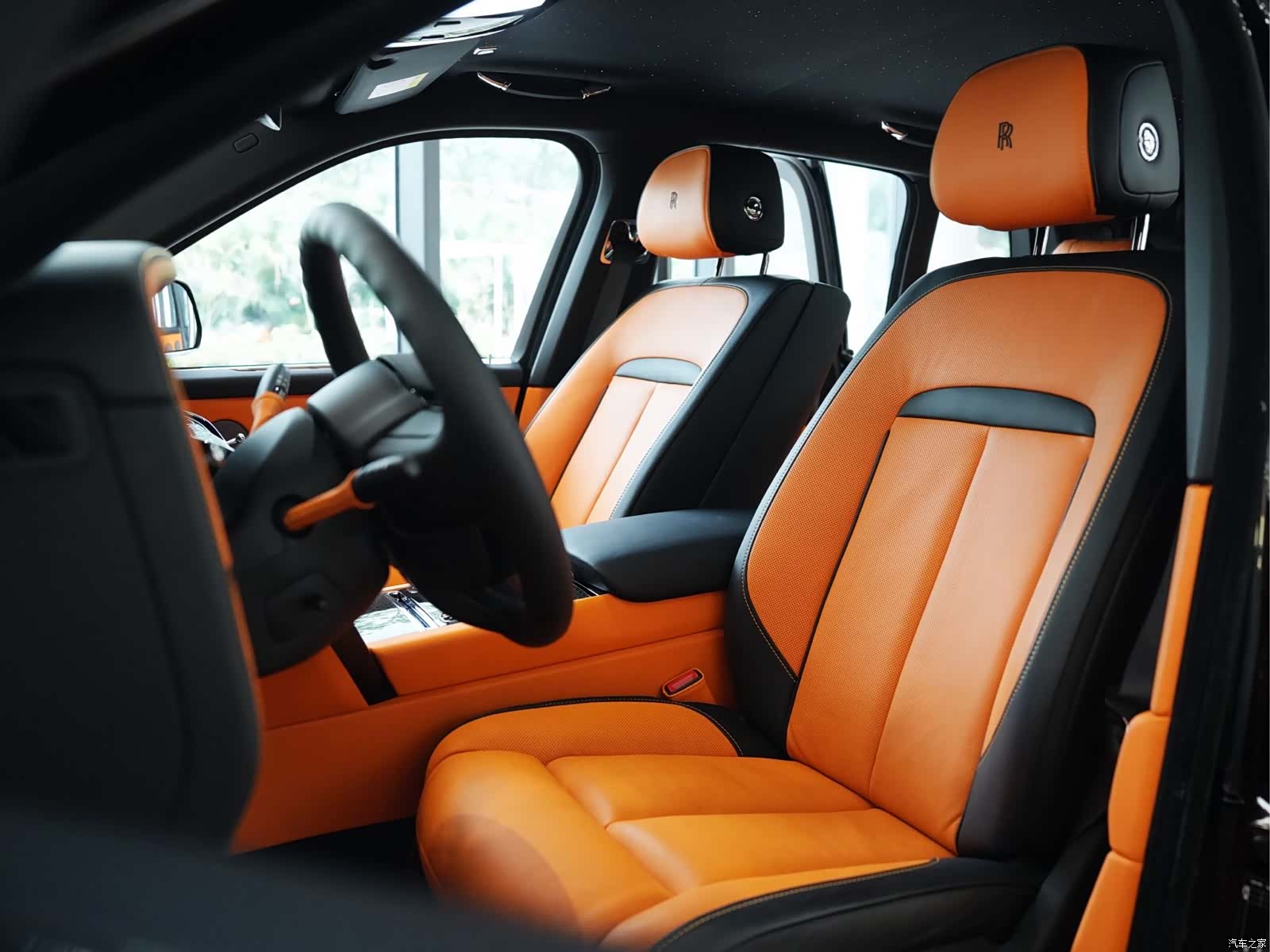 Rolls-Royce Cullinan, 2023 16