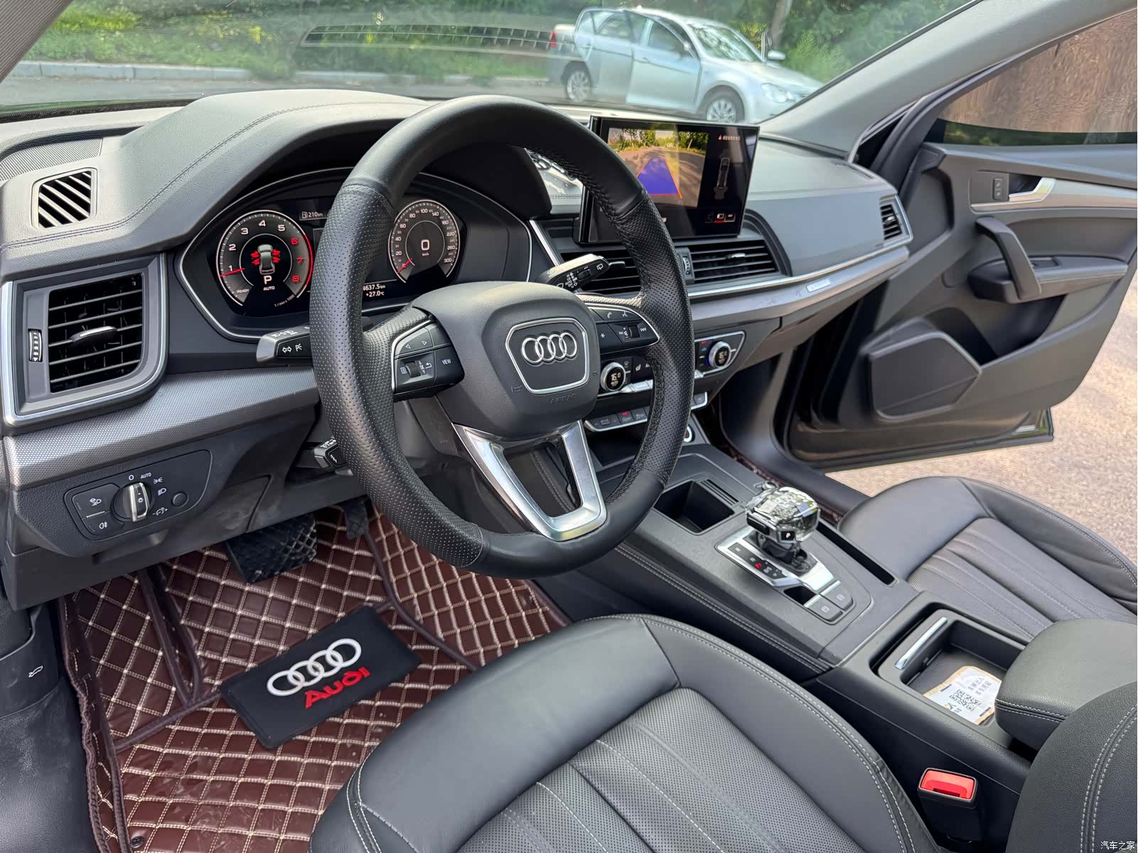 Audi Q5L, 2022 9