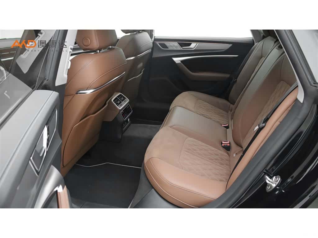 Audi A7L, 2025 7