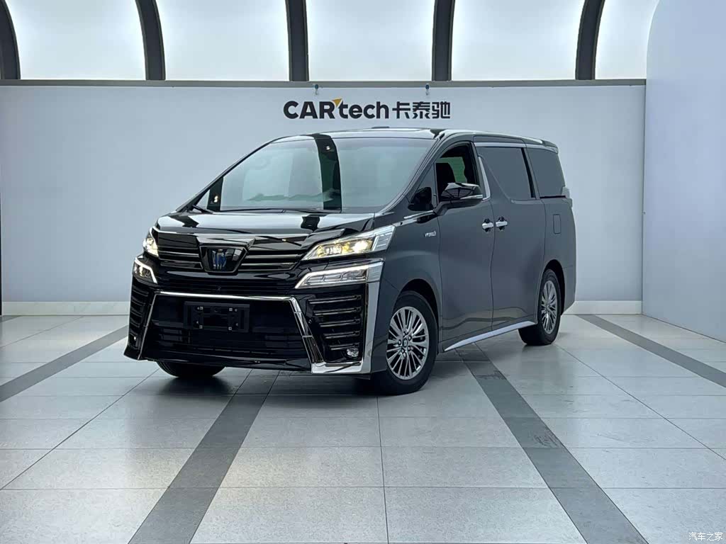 Toyota Vellfire, 2023 1