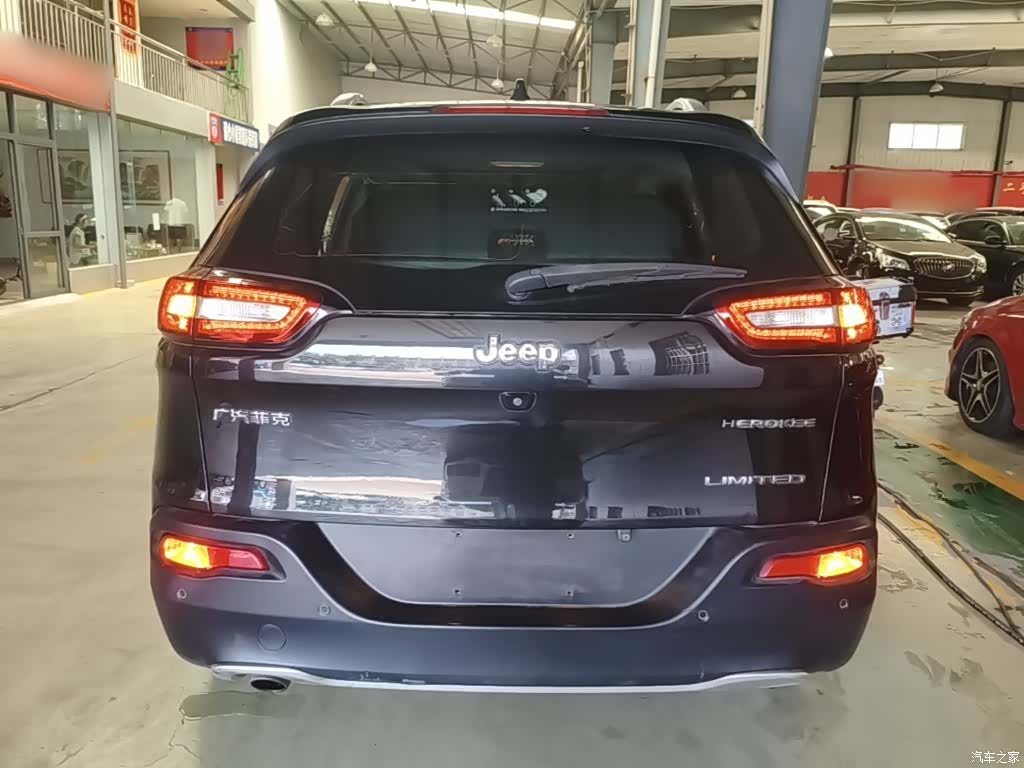 Jeep Cherokee, 2017 6