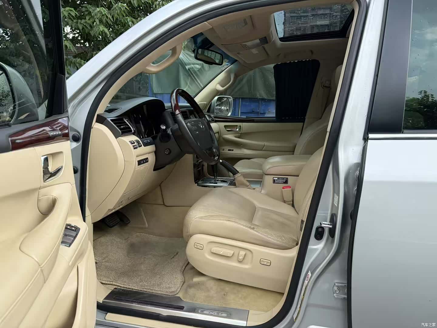 Lexus LX, 2008 7