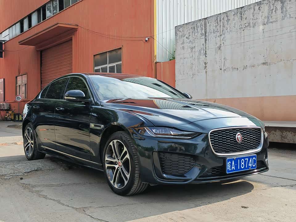 Jaguar XEL Jaguar XEL