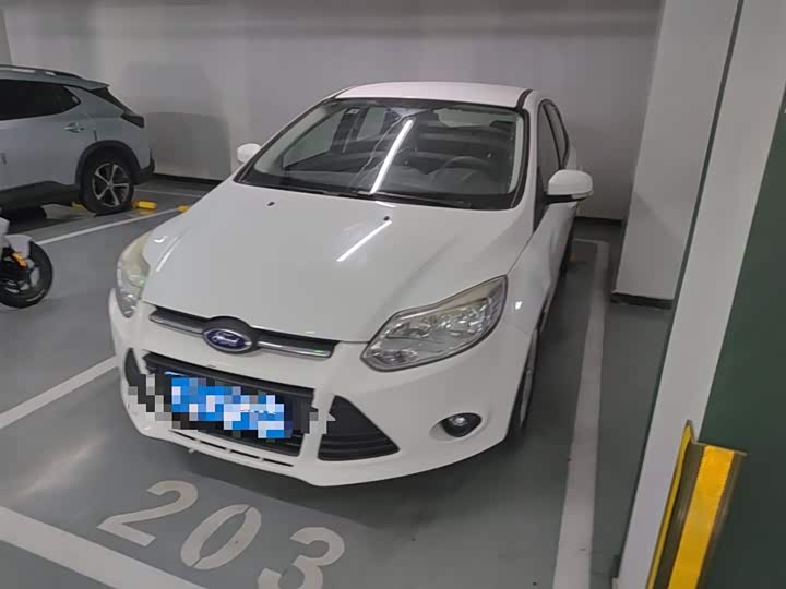 Ford Focus, 2014 года фото 2