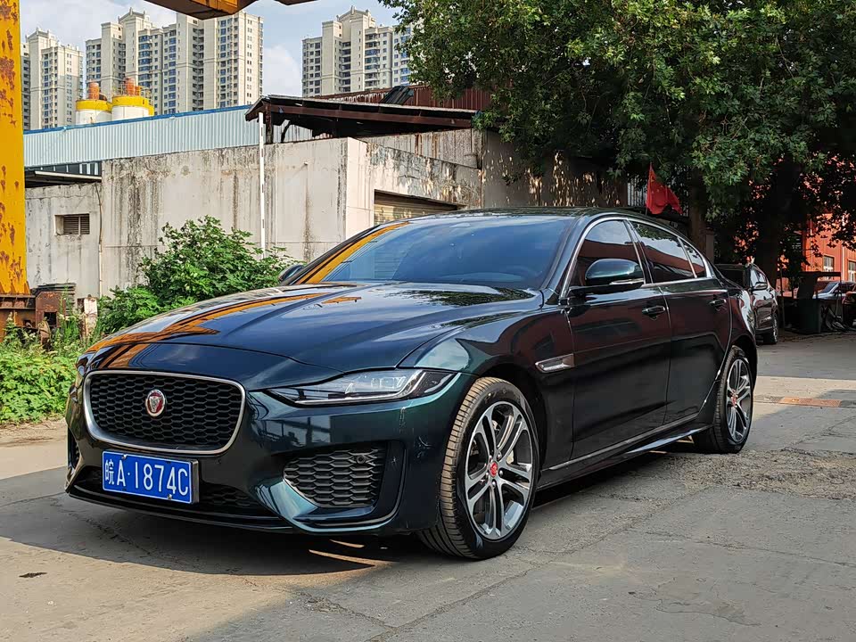 Jaguar XEL Jaguar XEL