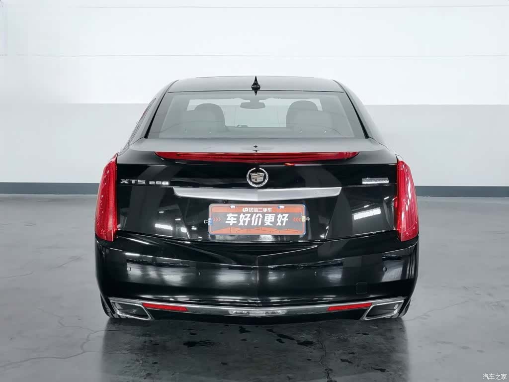 Cadillac XTS, 2015 4