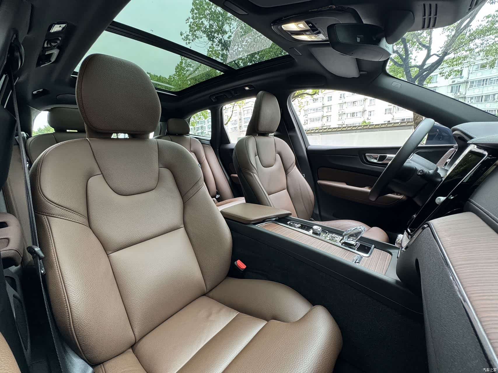 Volvo XC60, 2022 18