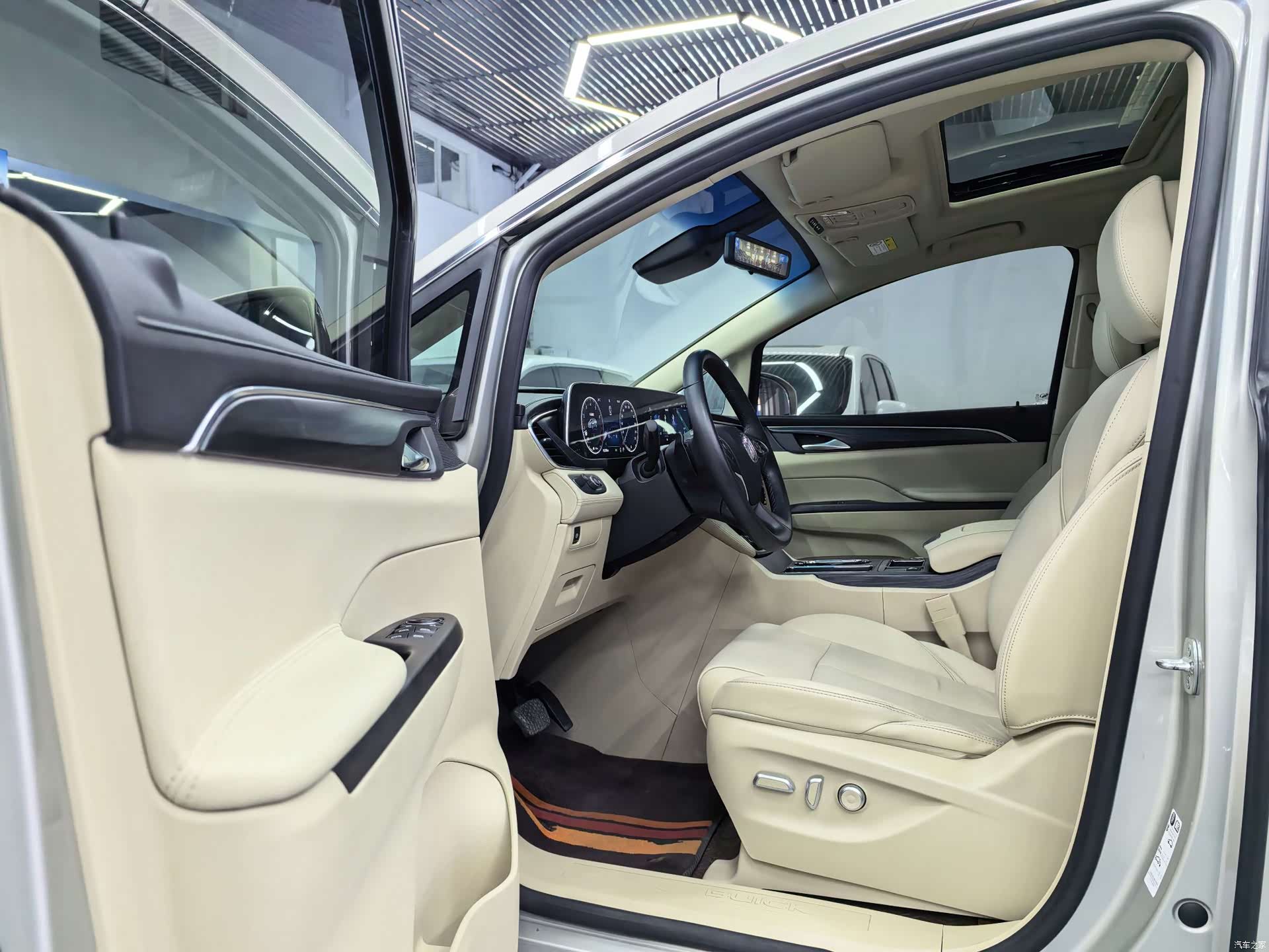 Buick GL8, 2023 4