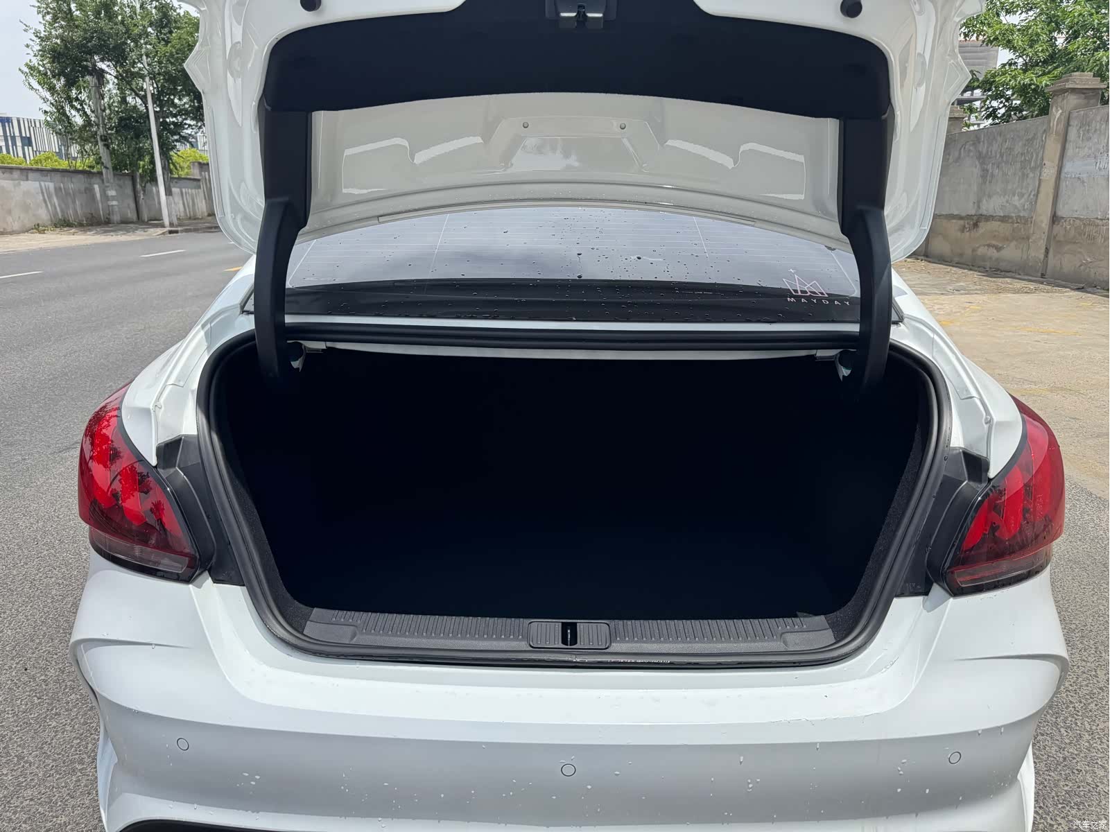 MG MG5, 2022 15