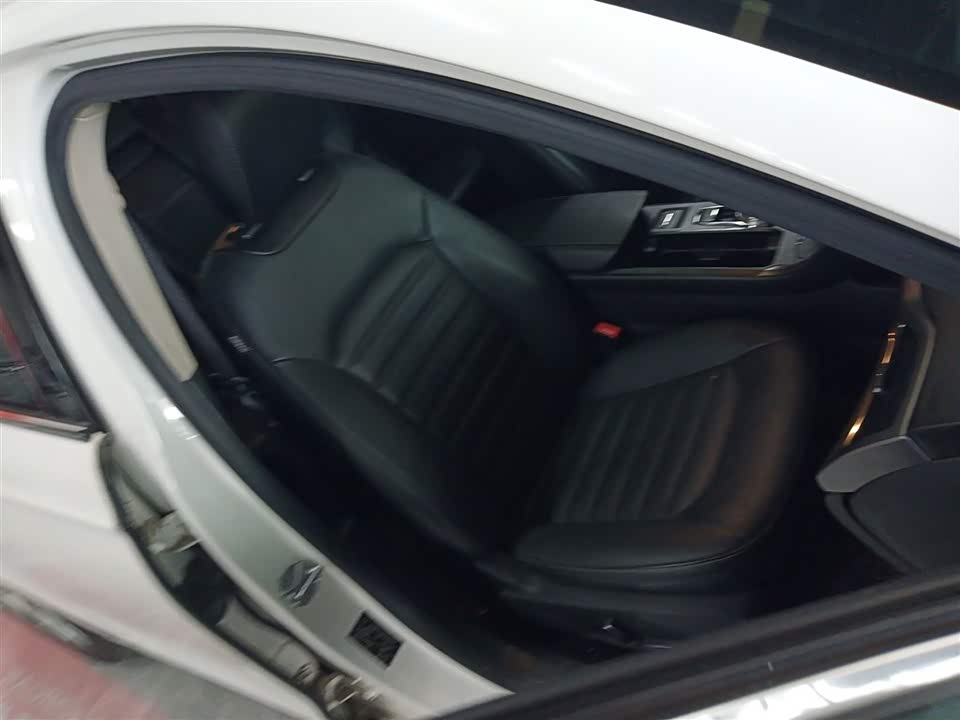 Ford Mondeo Ford Mondeo