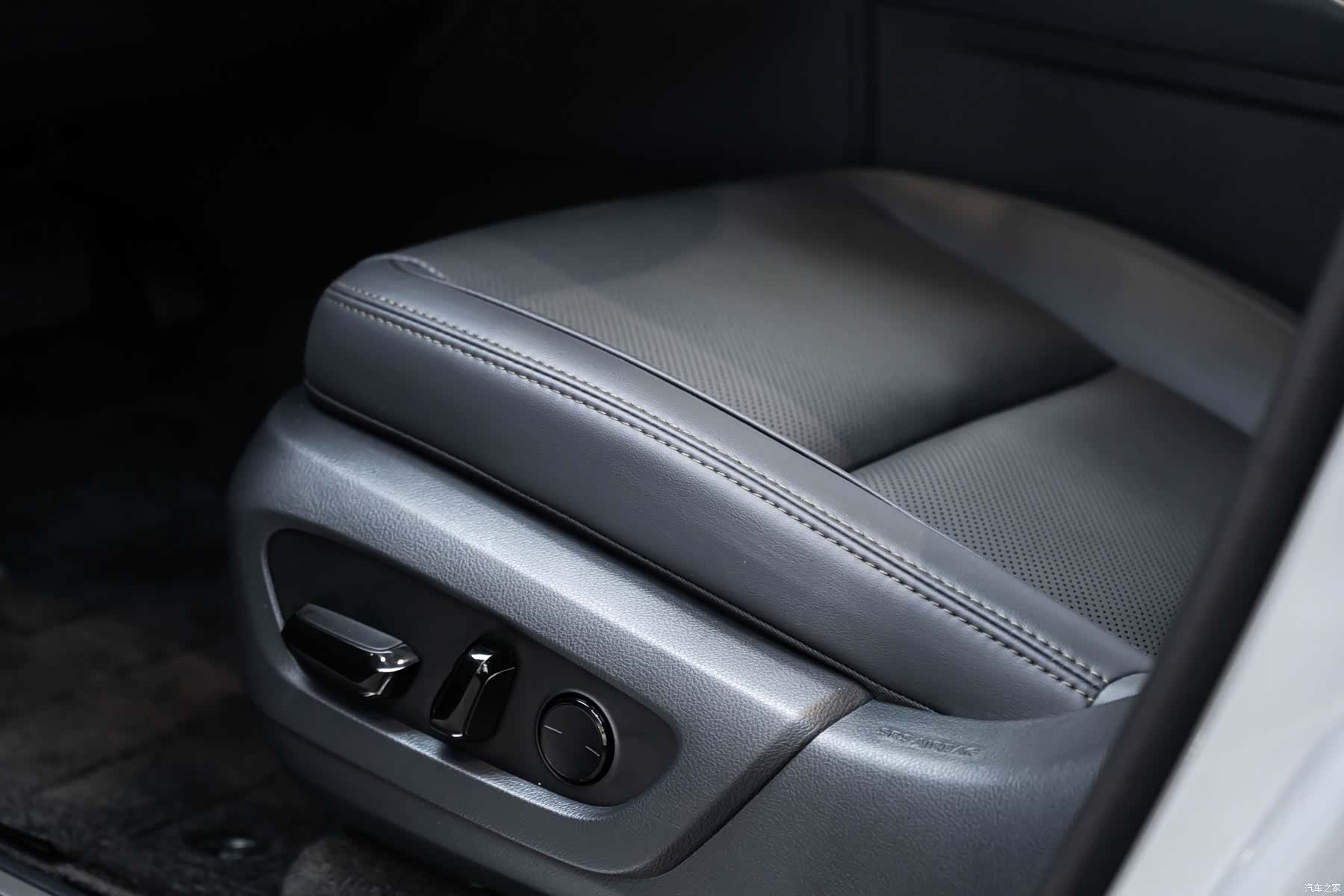 Lexus GX, 2025 22