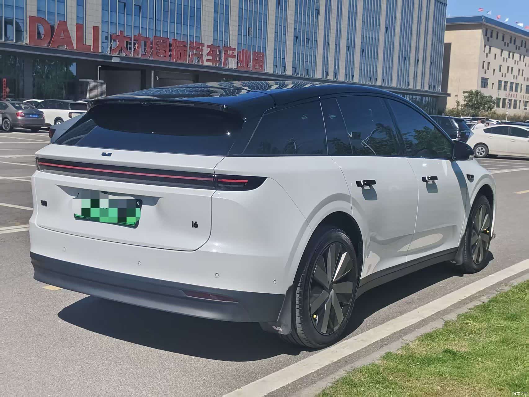 Li Auto i6, 2025 7