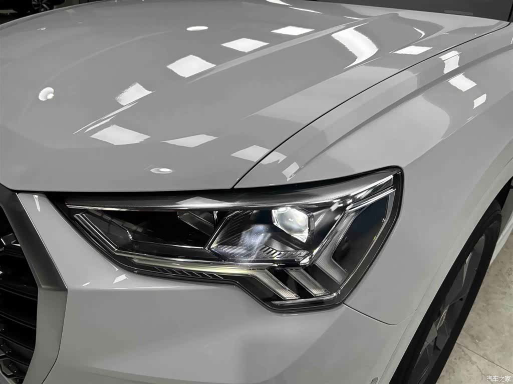 Audi Q3, 2022 18