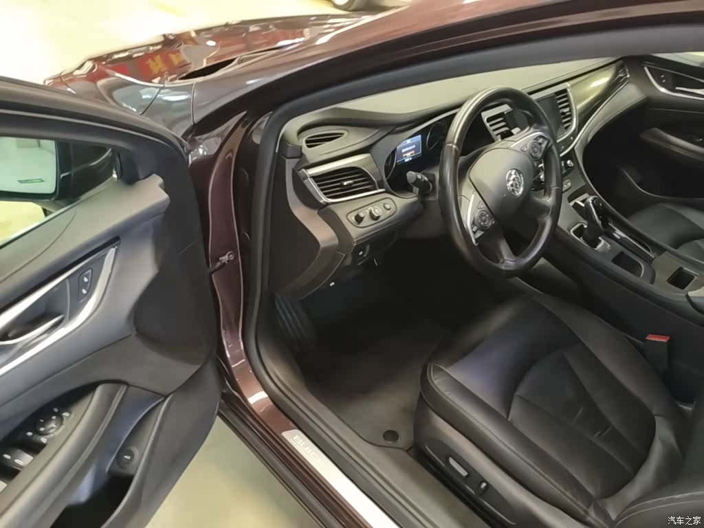 Buick LaCrosse, 2017 16