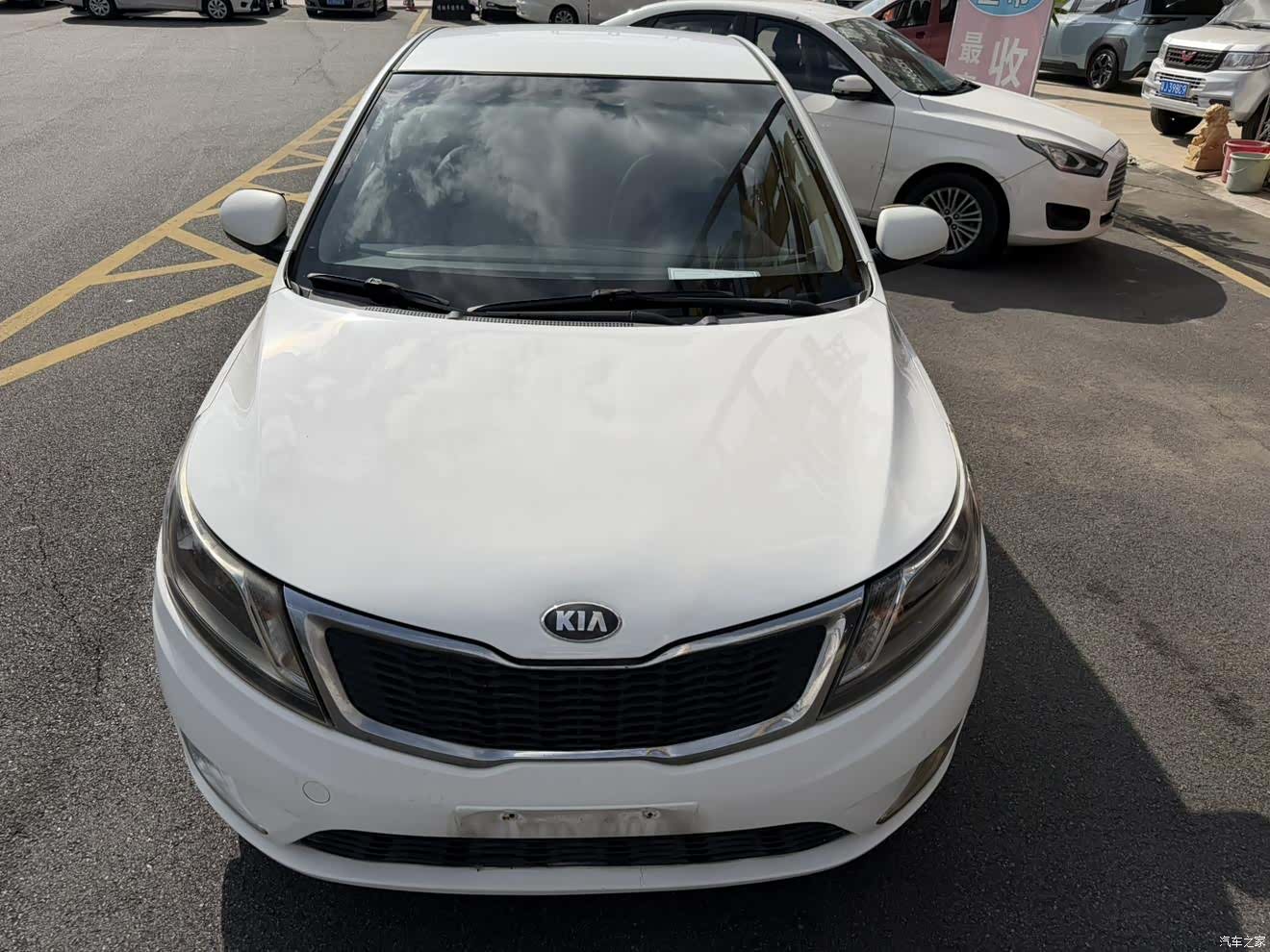 Kia K2, 2013 4