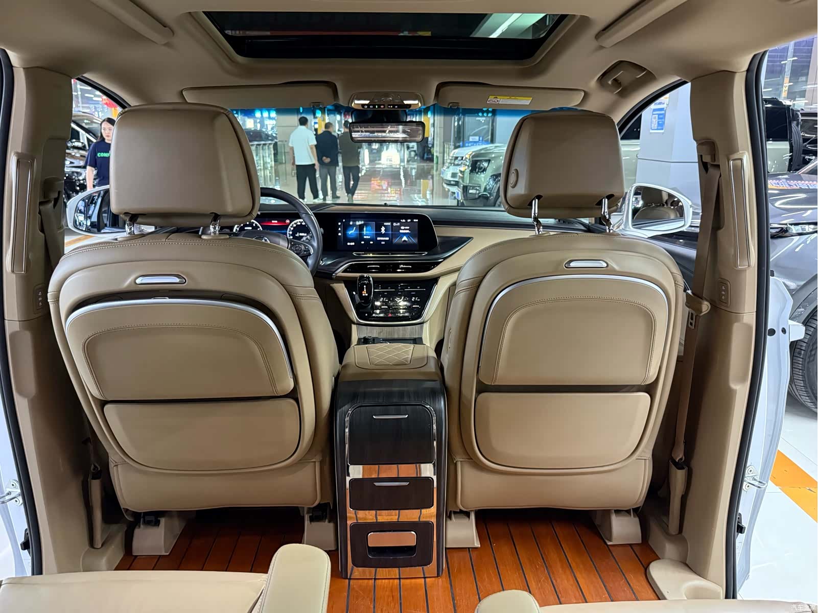 Buick GL8, 2021 19