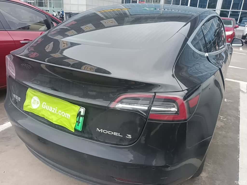 Tesla Model 3, 2020 7