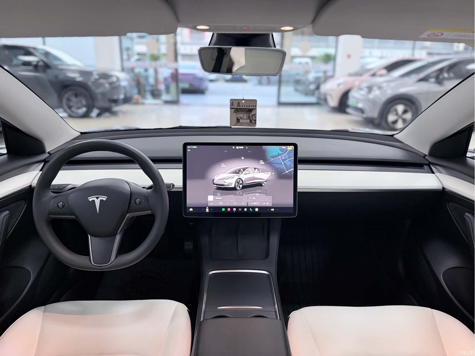 Tesla Model 3, 2023 9