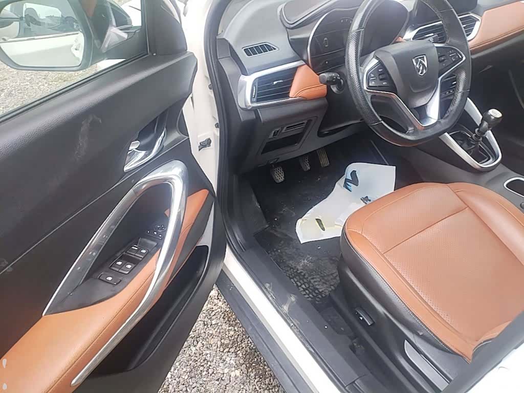 Wuling 510, 2017 16