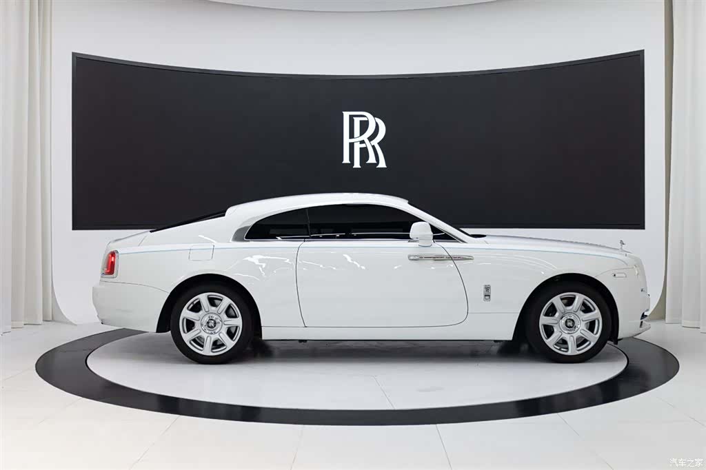 Rolls-Royce Wraith, 2021 7